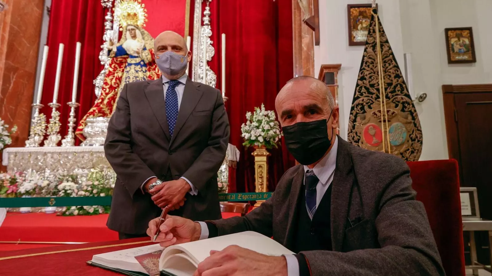 Visita del alcalde de Sevilla, D. Antonio Muñoz.